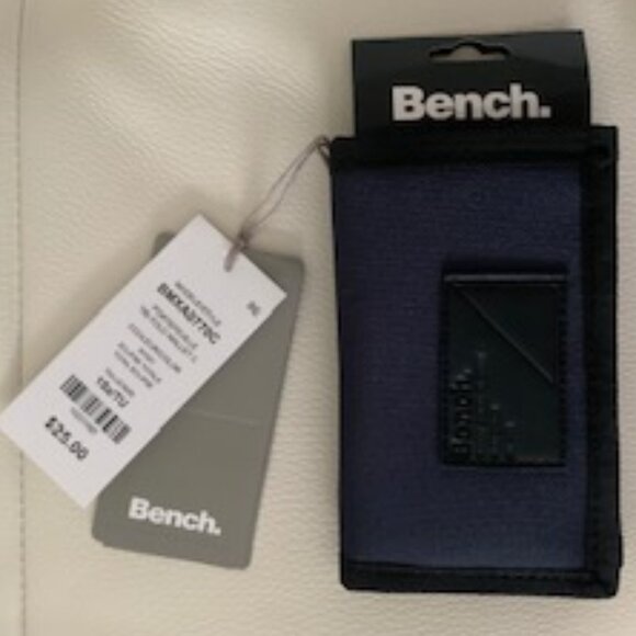 Bench Trifold Canvas Men's Wallet - Picture 1 of 2